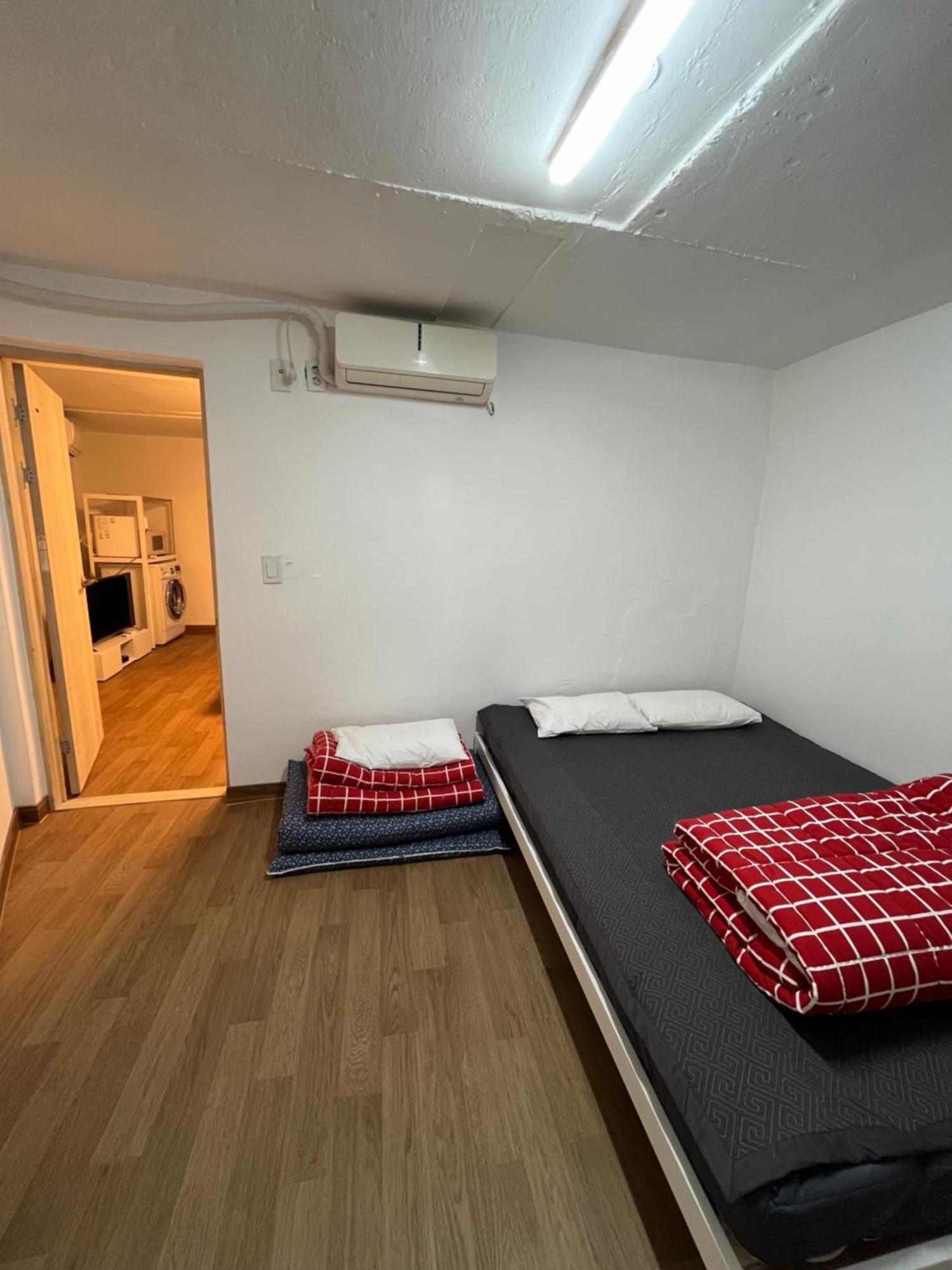 B My Guesthouse Seoul Exterior photo